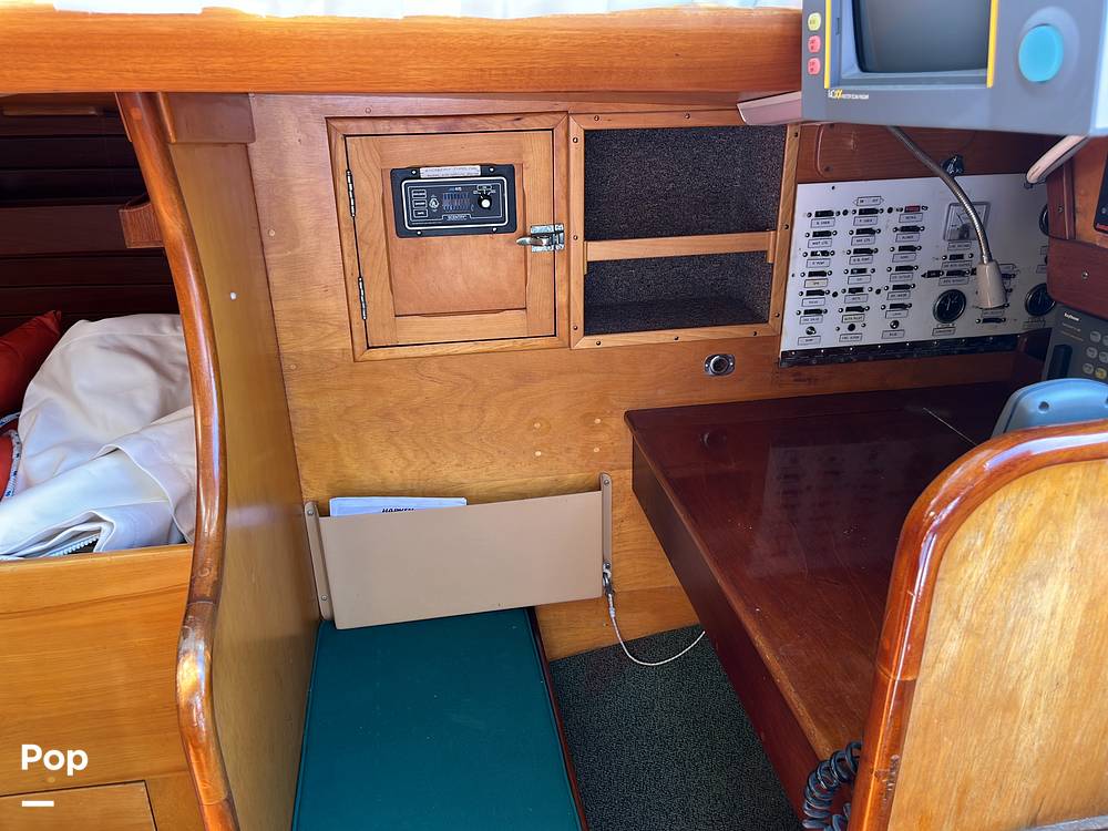 Slide: The Image of Hinckley Yachts Bermuda 40 Mark III Yawl 1974 - 160
