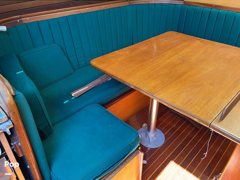 Slide: The Image of Hinckley Yachts Bermuda 40 Mark III Yawl 1974 - 175