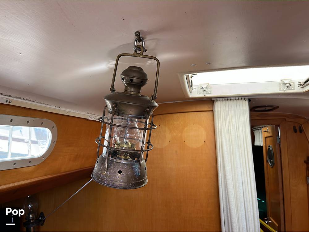 Slide: The Image of Hinckley Yachts Bermuda 40 Mark III Yawl 1974 - 179