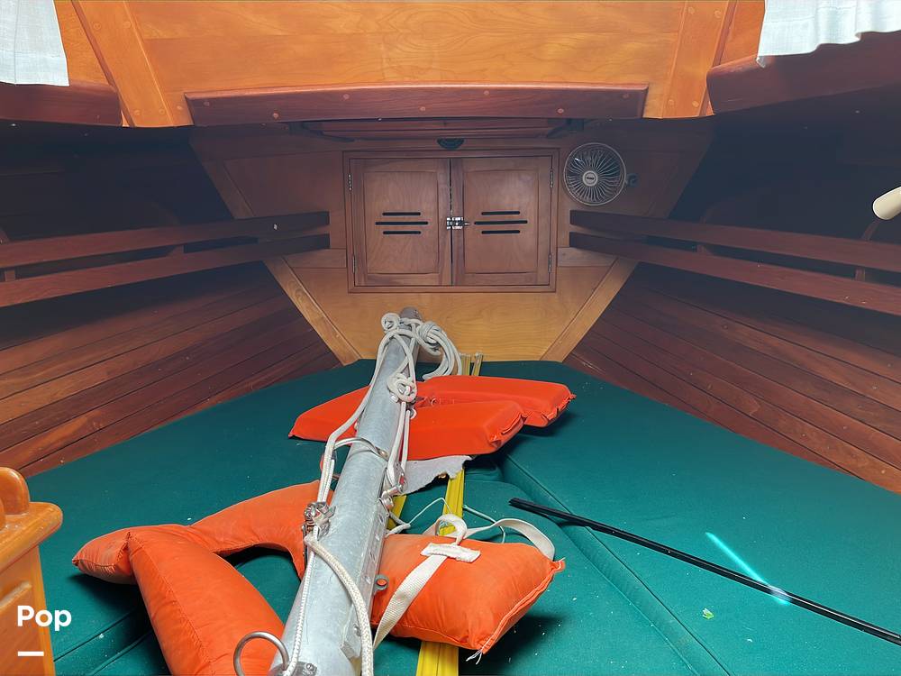 Slide: The Image of Hinckley Yachts Bermuda 40 Mark III Yawl 1974 - 198