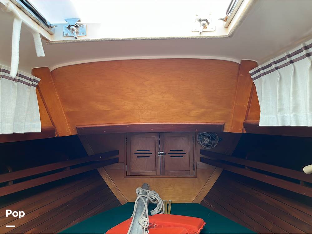 Slide: The Image of Hinckley Yachts Bermuda 40 Mark III Yawl 1974 - 199