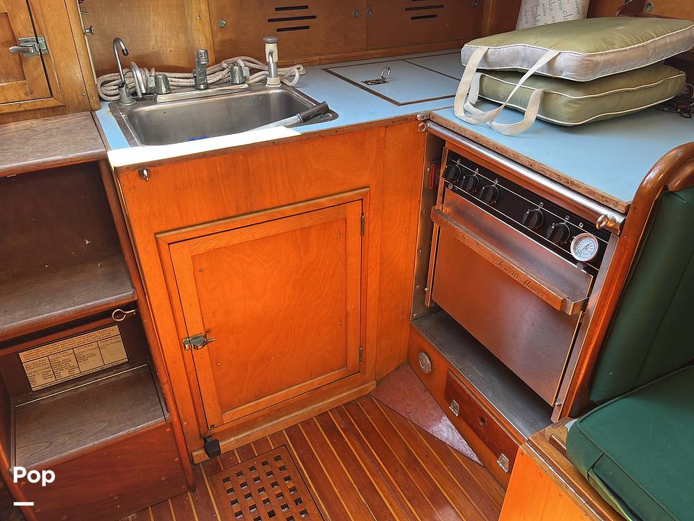 Slide: The Image of Hinckley Yachts Bermuda 40 Mark III Yawl 1974 - 2