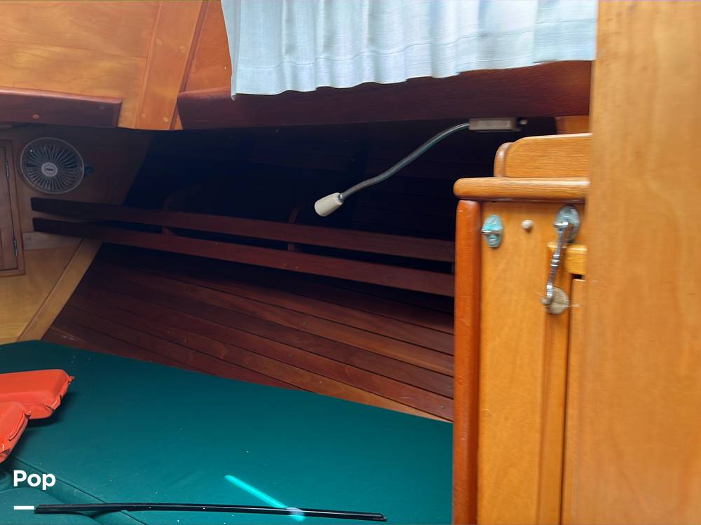 Slide: The Image of Hinckley Yachts Bermuda 40 Mark III Yawl 1974 - 200