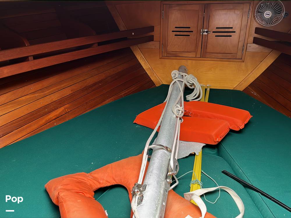 Slide: The Image of Hinckley Yachts Bermuda 40 Mark III Yawl 1974 - 202