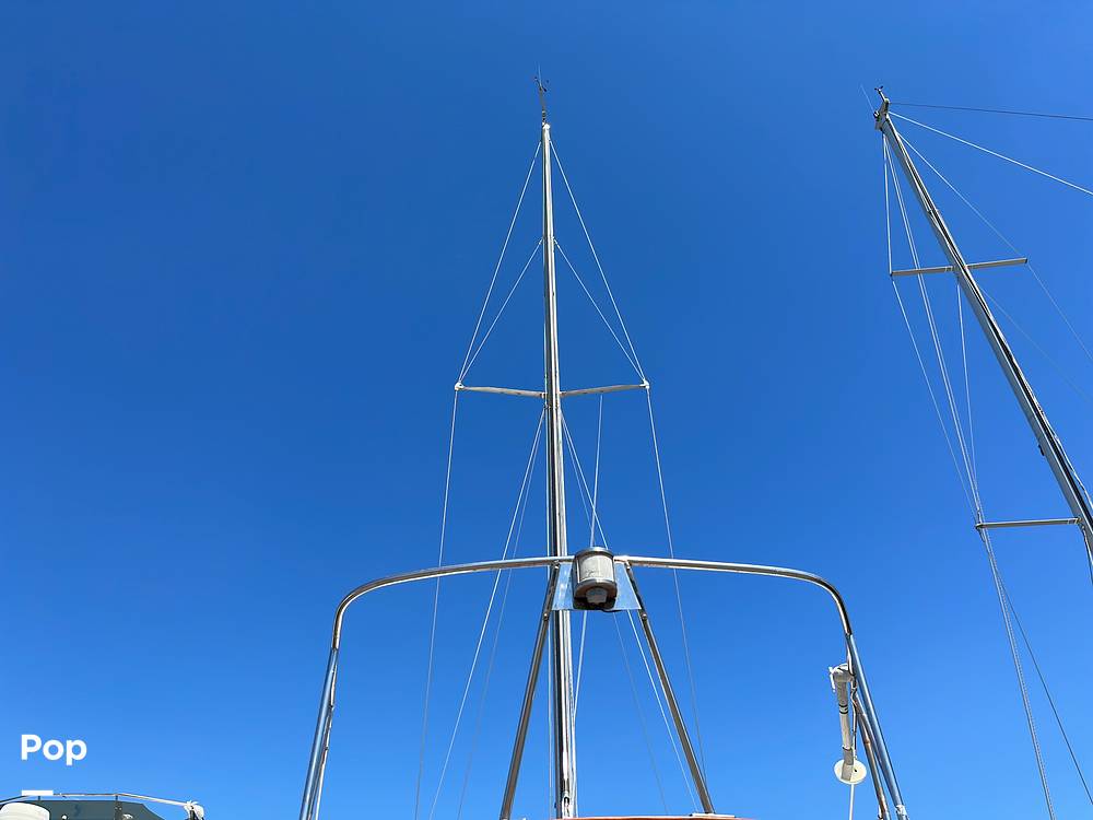 Slide: The Image of Hinckley Yachts Bermuda 40 Mark III Yawl 1974 - 27