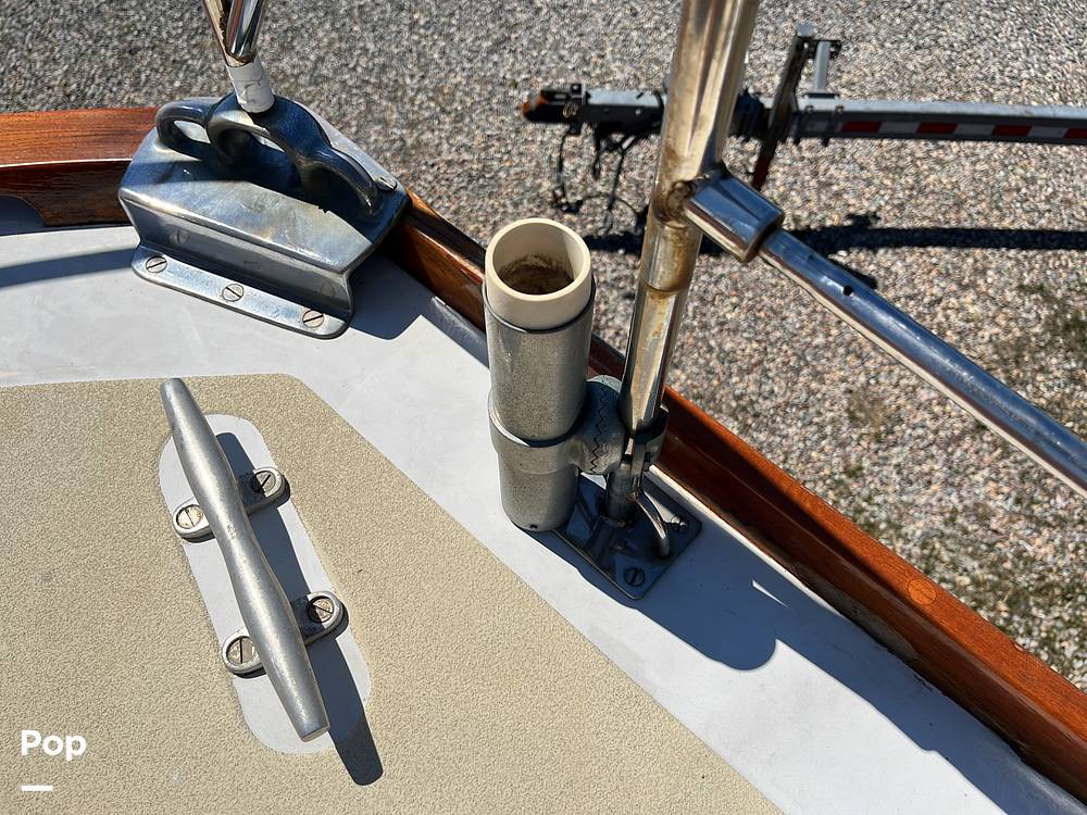 Slide: The Image of Hinckley Yachts Bermuda 40 Mark III Yawl 1974 - 43