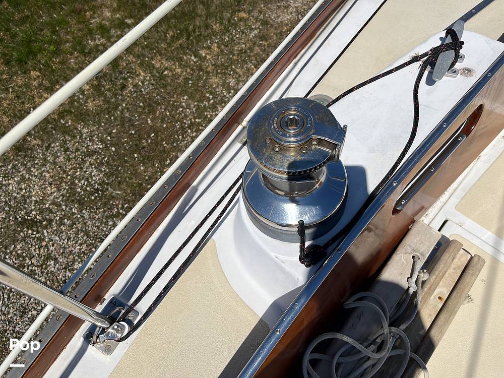 Slide: The Image of Hinckley Yachts Bermuda 40 Mark III Yawl 1974 - 48