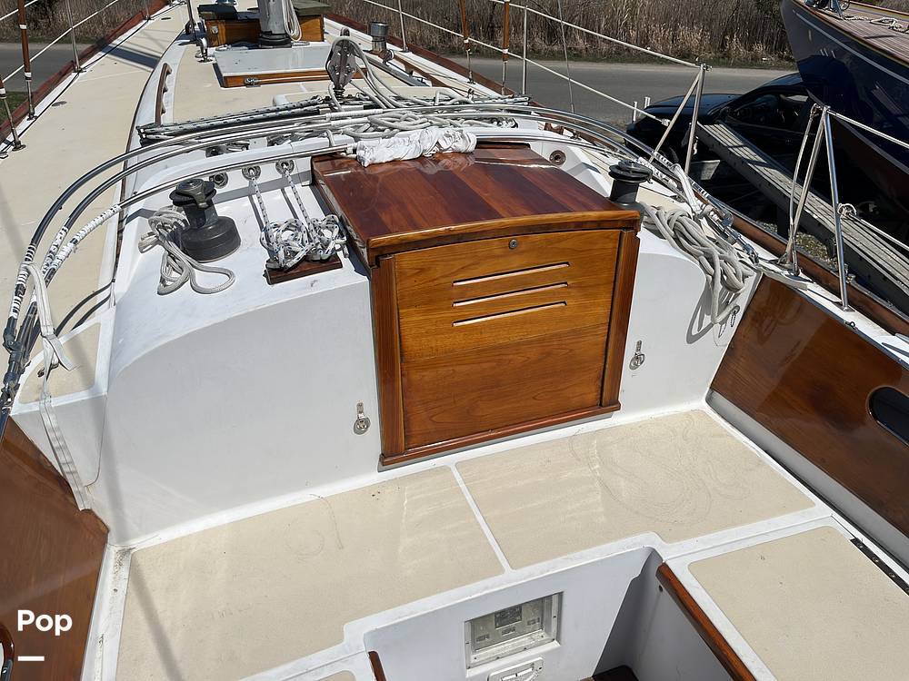 Slide: The Image of Hinckley Yachts Bermuda 40 Mark III Yawl 1974 - 49