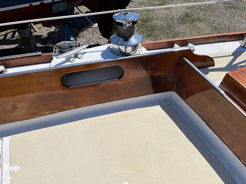 Slide: The Image of Hinckley Yachts Bermuda 40 Mark III Yawl 1974 - 63