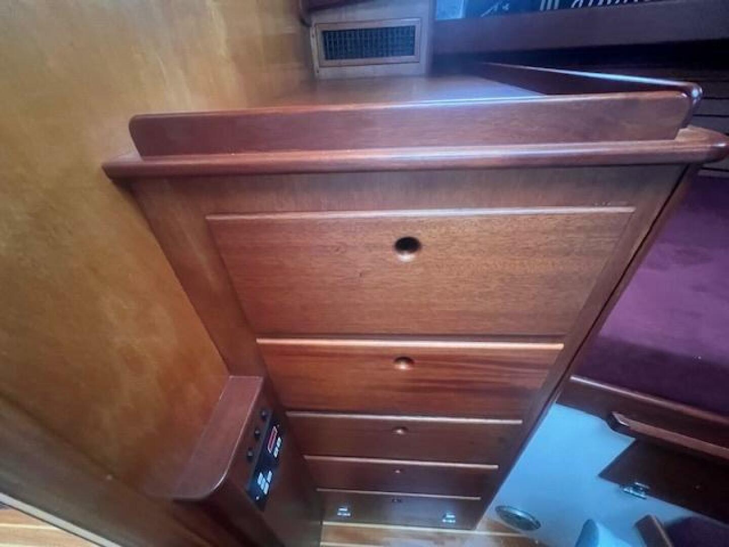 Slide: The Image of Hinckley Yachts Lobster Style Cruiser With Flybridge 1989 - 5175077