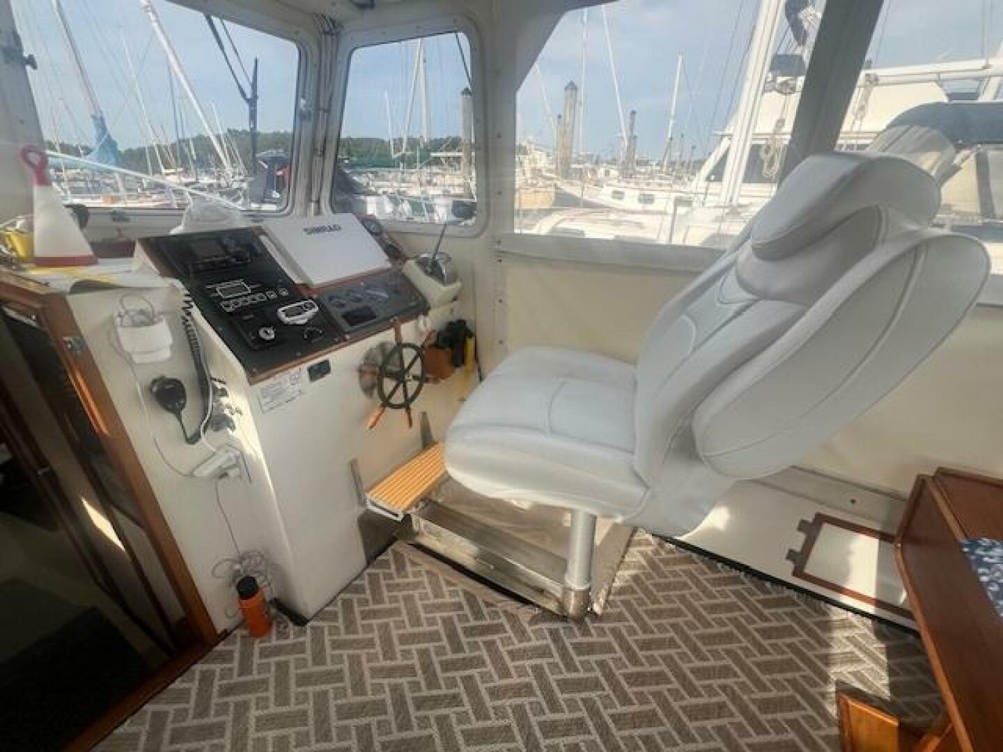 Slide: The Image of Hinckley Yachts Lobster Style Cruiser With Flybridge 1989 - 5175088