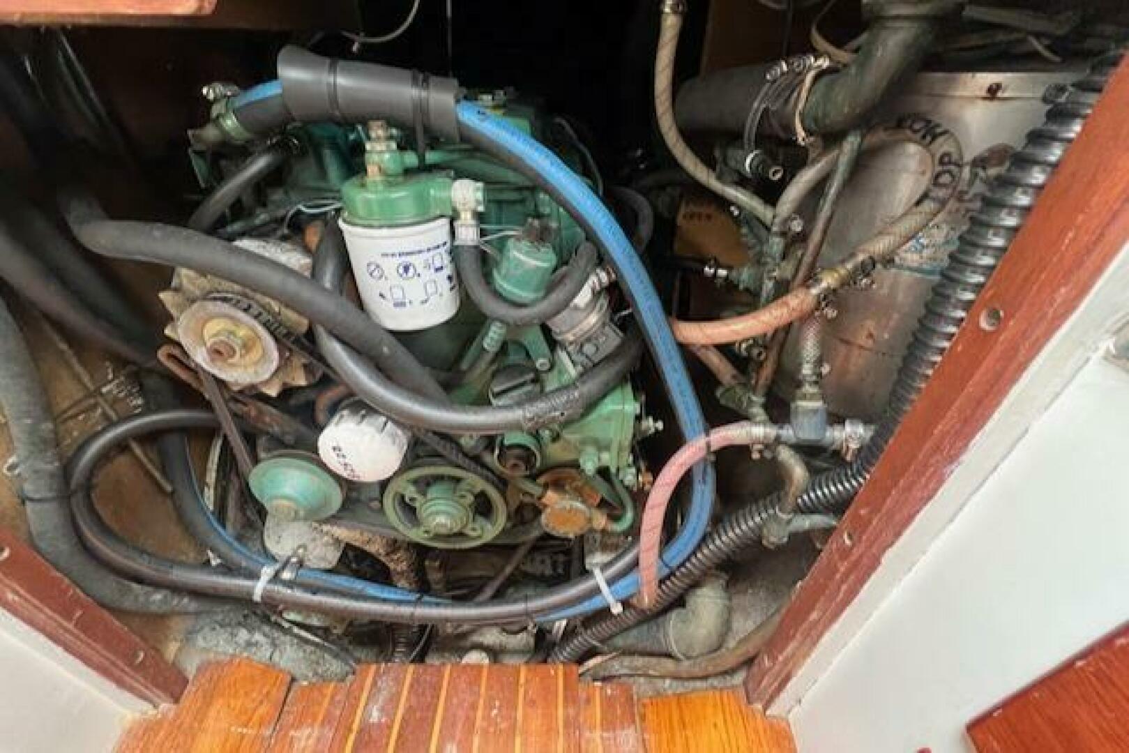 Slide: The Image of Hinckley Yachts Pilot 35 Sloop (Hull #100) 1967 - 5145849
