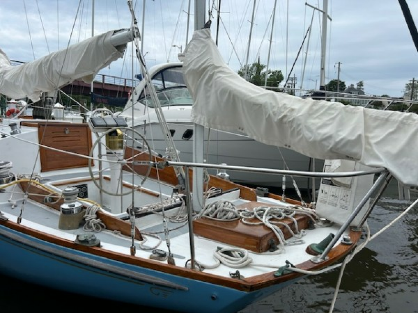 Slide: The Image of Used Sail Monohull for sale 1965 HINKLEY YACHTS Pilot Yawl 35 - BEAM REACH - 5302264