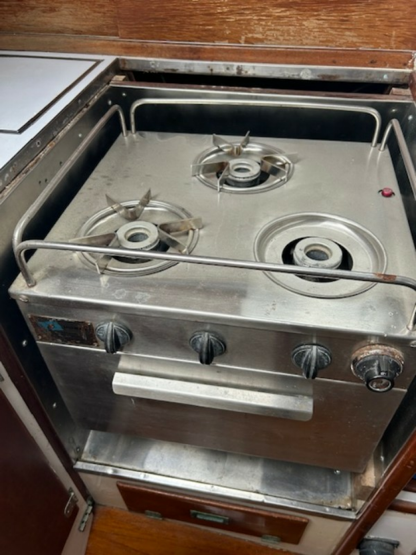 Slide: The Image of Used Sail Monohull for sale 1965 HINKLEY YACHTS Pilot Yawl 35 - BEAM REACH - 5302271