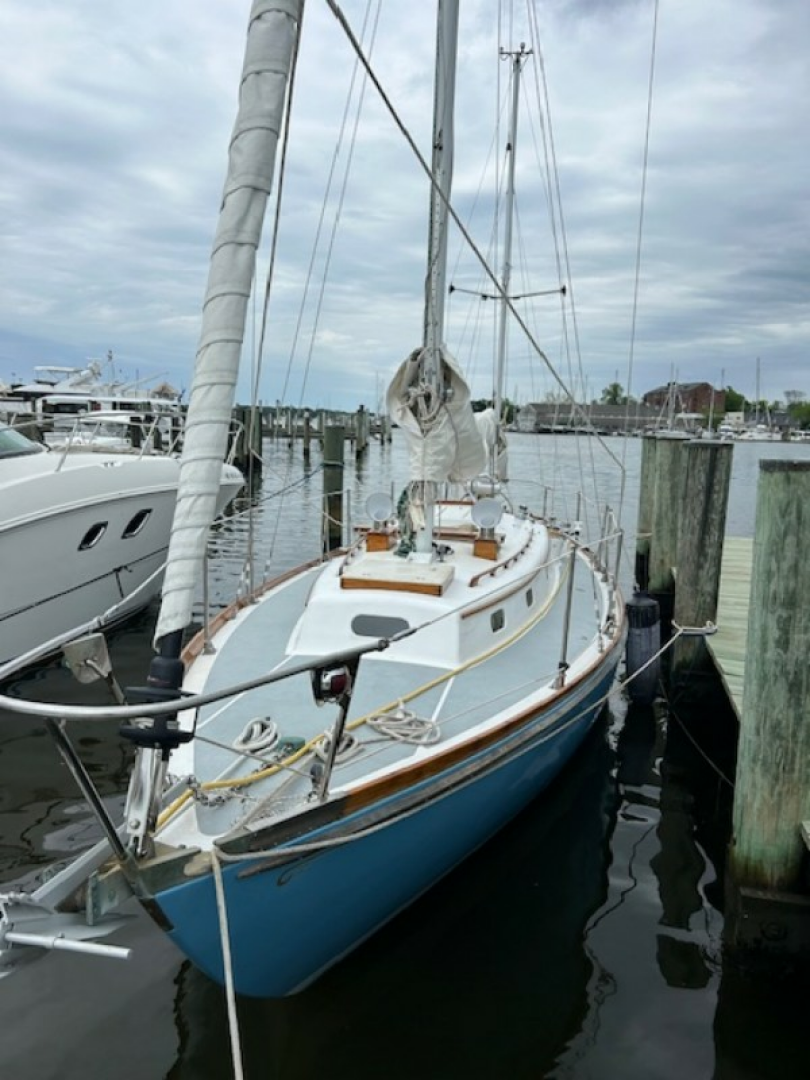 Slide: The Image of Used Sail Monohull for sale 1965 HINKLEY YACHTS Pilot Yawl 35 - BEAM REACH - 5305914