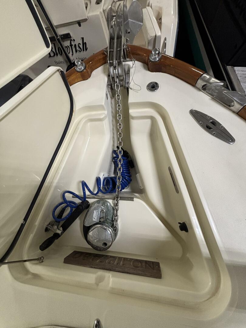 Slide: The Image of Hinckley Yachts Talaria 29C 2002 - 5204598
