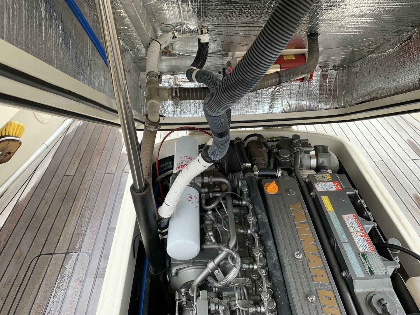 Slide: The Image of Hinckley Yachts Talaria 29C 2002 - 5204608