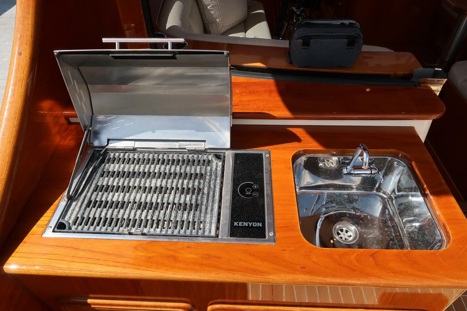 Slide: The Image of Hinckley Yachts Talaria 43 2016 - 5214722
