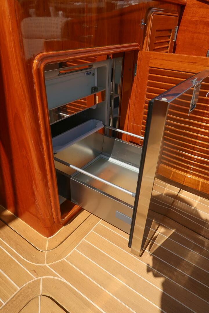 Slide: The Image of Hinckley Yachts Talaria 43 2016 - 5214720
