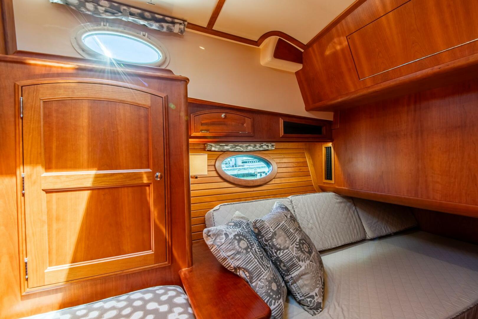 Slide: The Image of Hinckley Yachts Talaria 43 2016 - 5214745