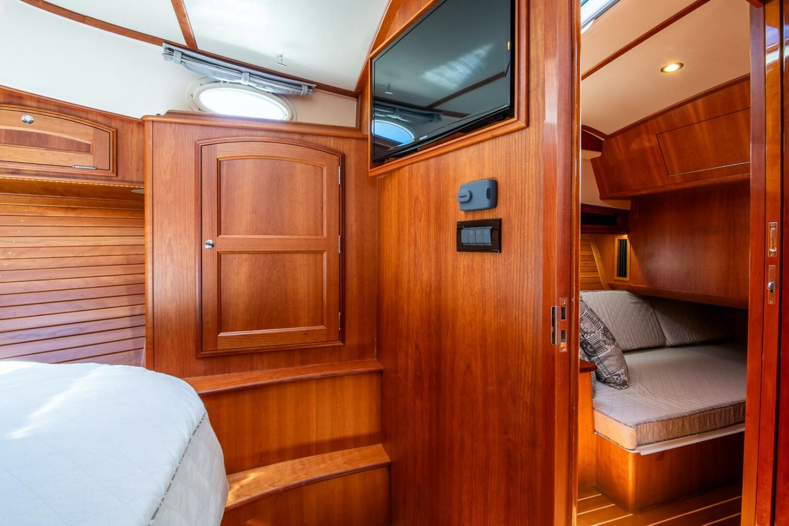Slide: The Image of Hinckley Yachts Talaria 43 2016 - 5214732