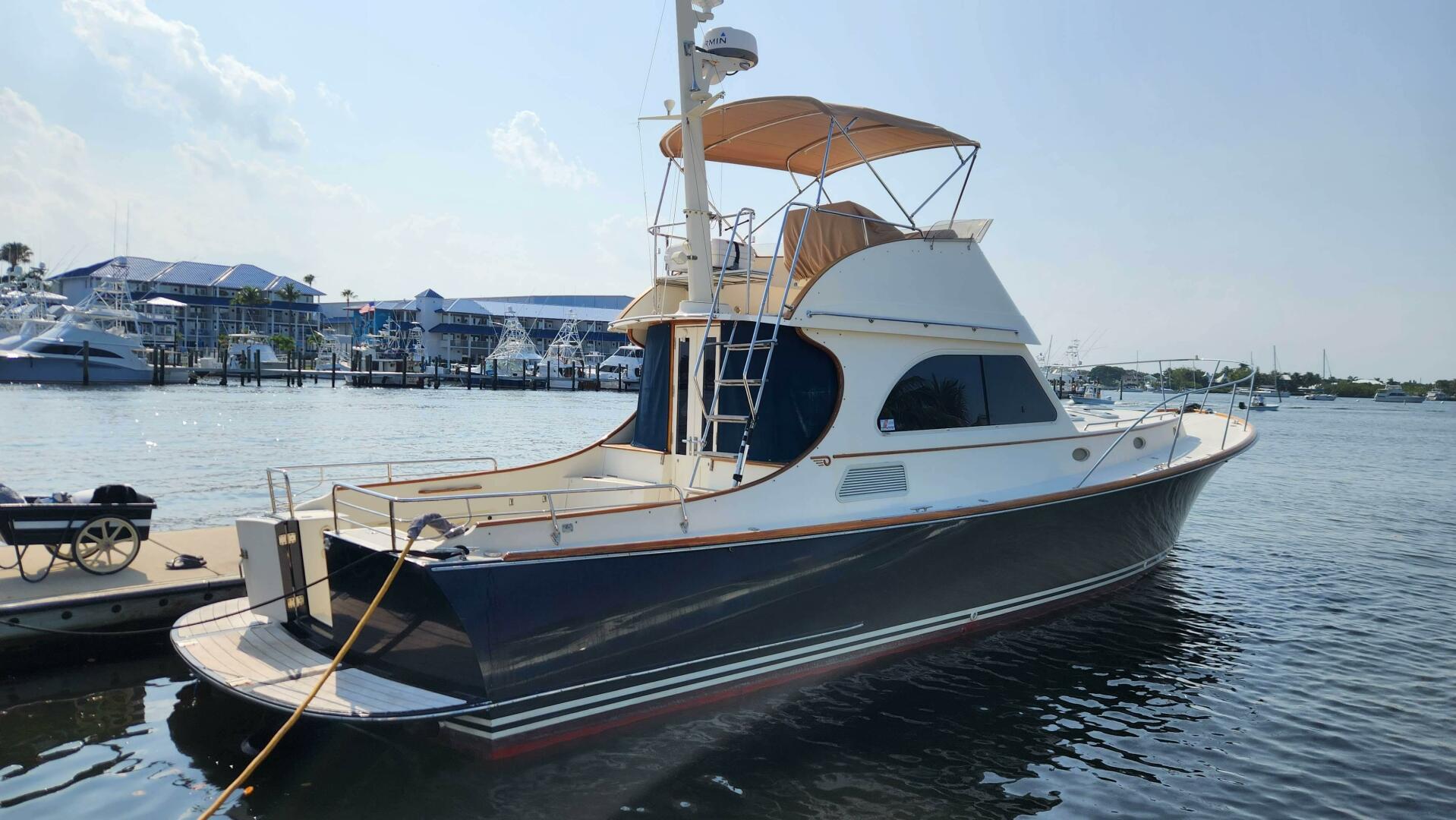 Slide: The Image of Hinckley Yachts Talaria 44 Flybridge 2002 - 1