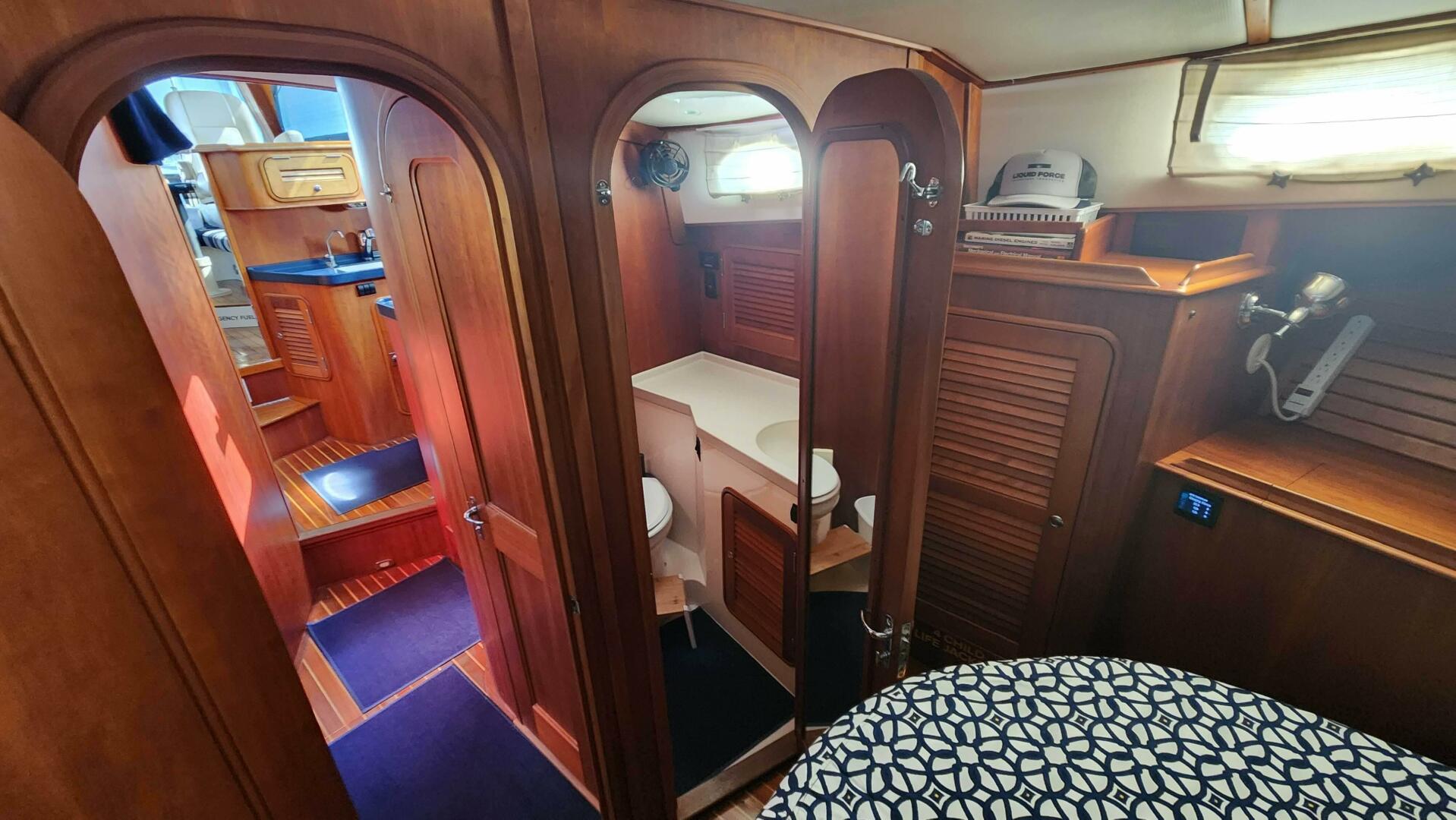 Slide: The Image of Hinckley Yachts Talaria 44 Flybridge 2002 - 15
