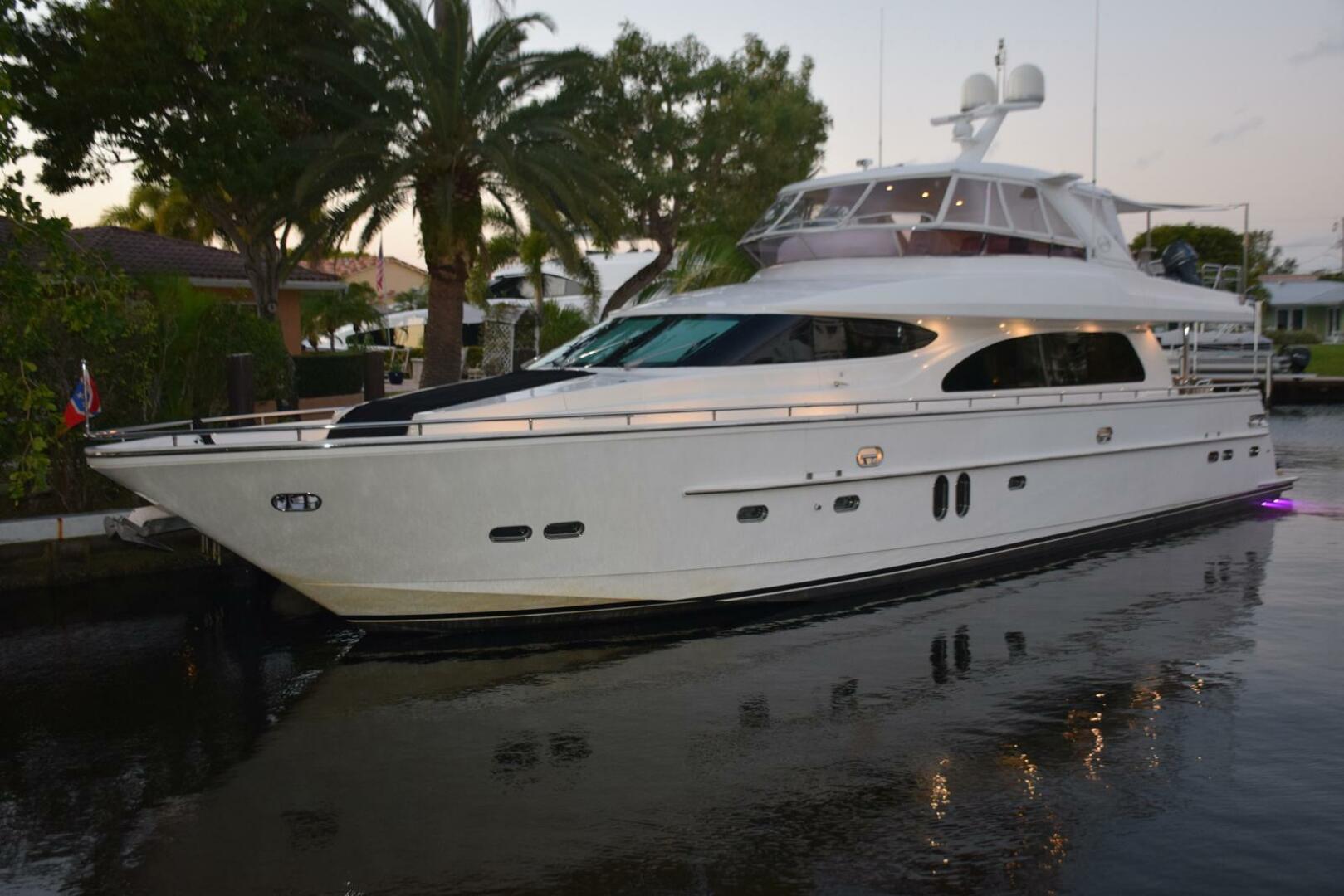 Slide: The Image of Lighting on Side Decks and Underwater - 2