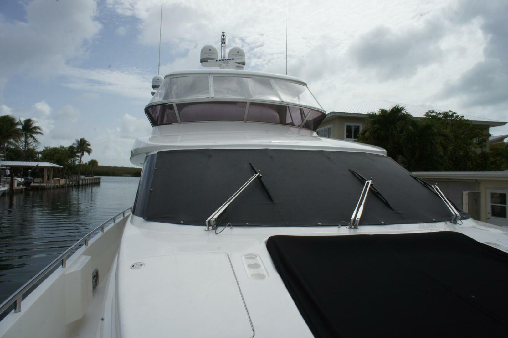 Slide: The Image of Windshield and Forward Sun Pad Covered    - 73