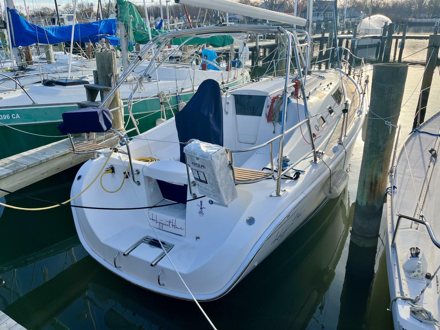 Slide: The Image of Hunter 31 2008 - 5111105