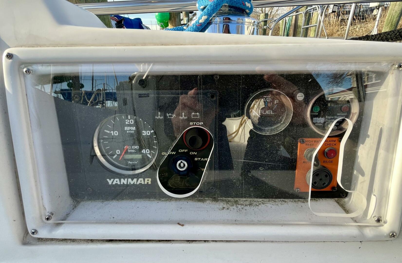 Slide: The Image of Hunter 31 2008 - 5111120