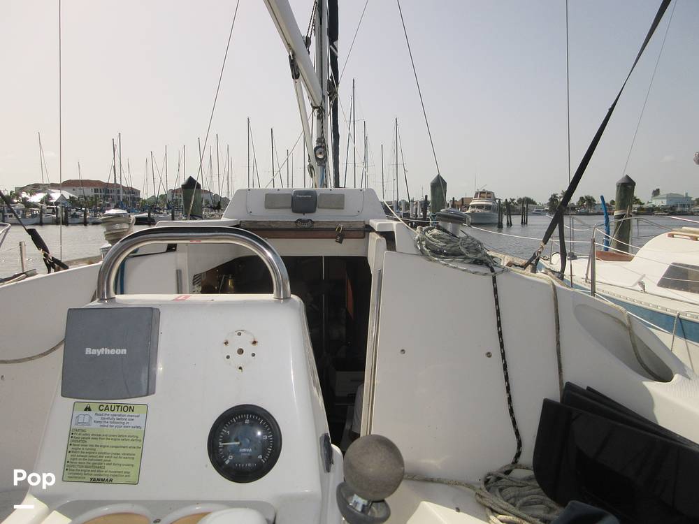 Slide: The Image of Hunter 320 2001 - 13007186