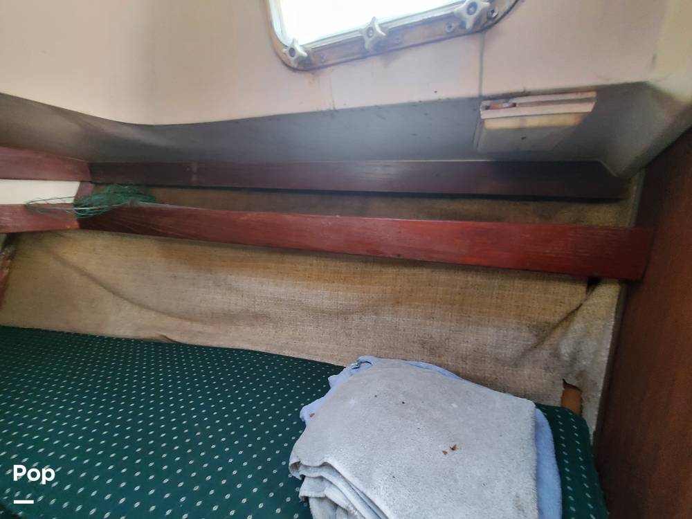 Slide: The Image of V Berth - 133
