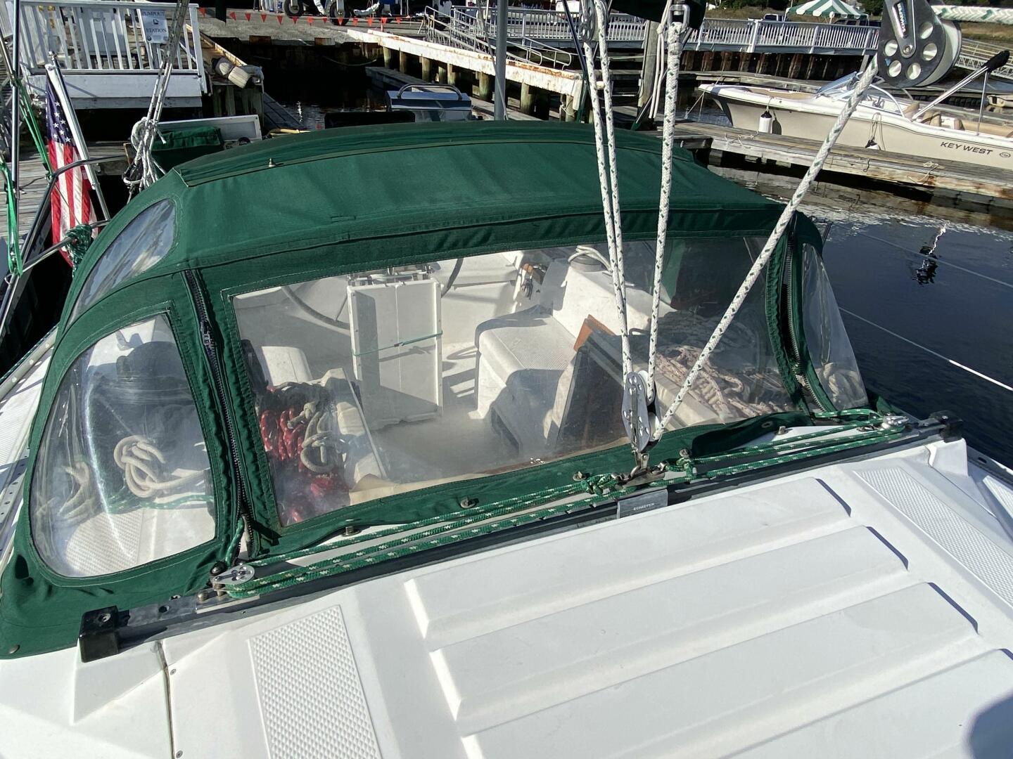 Slide: The Image of Hunter 34 1985 - 3999865