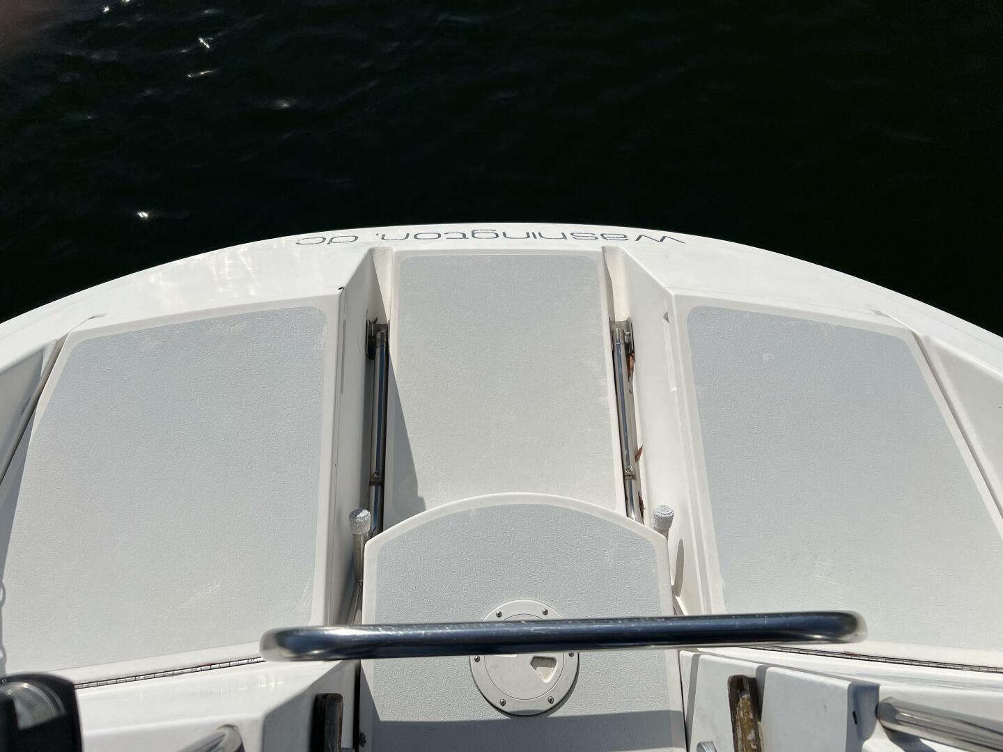Slide: The Image of Hunter 35.5 Legend 1990 - 4936032