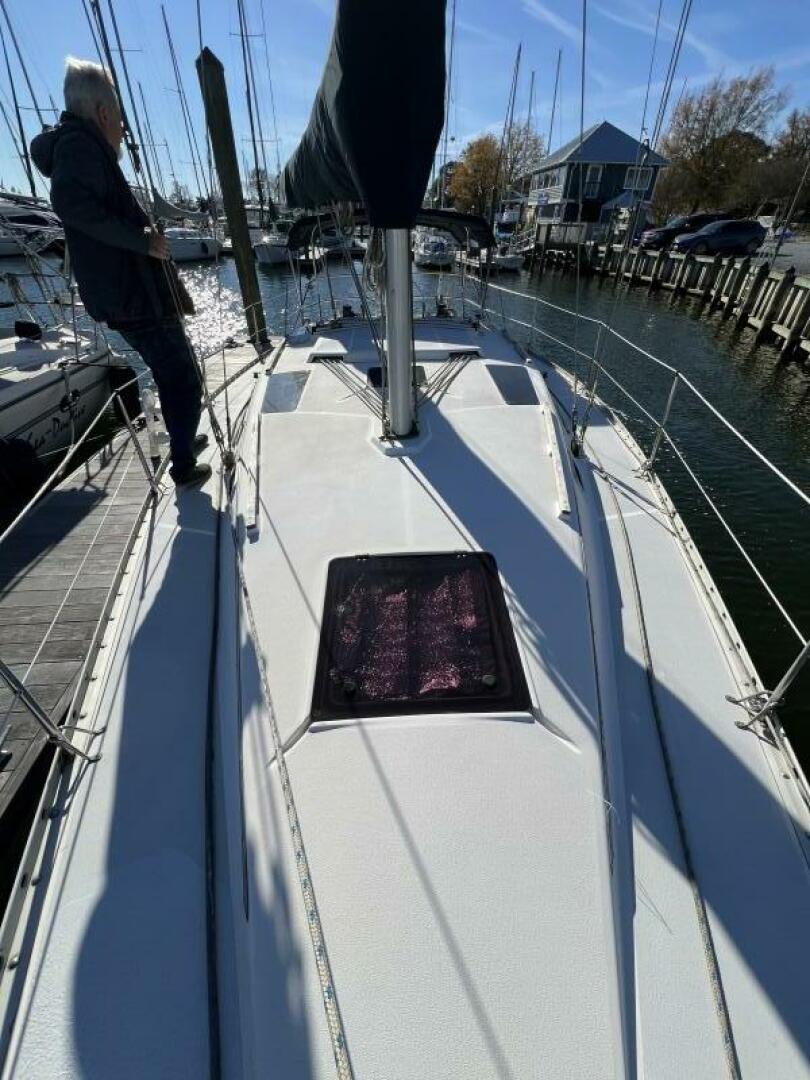 Slide: The Image of Hunter 35.5 Legend 1990 - 4936037