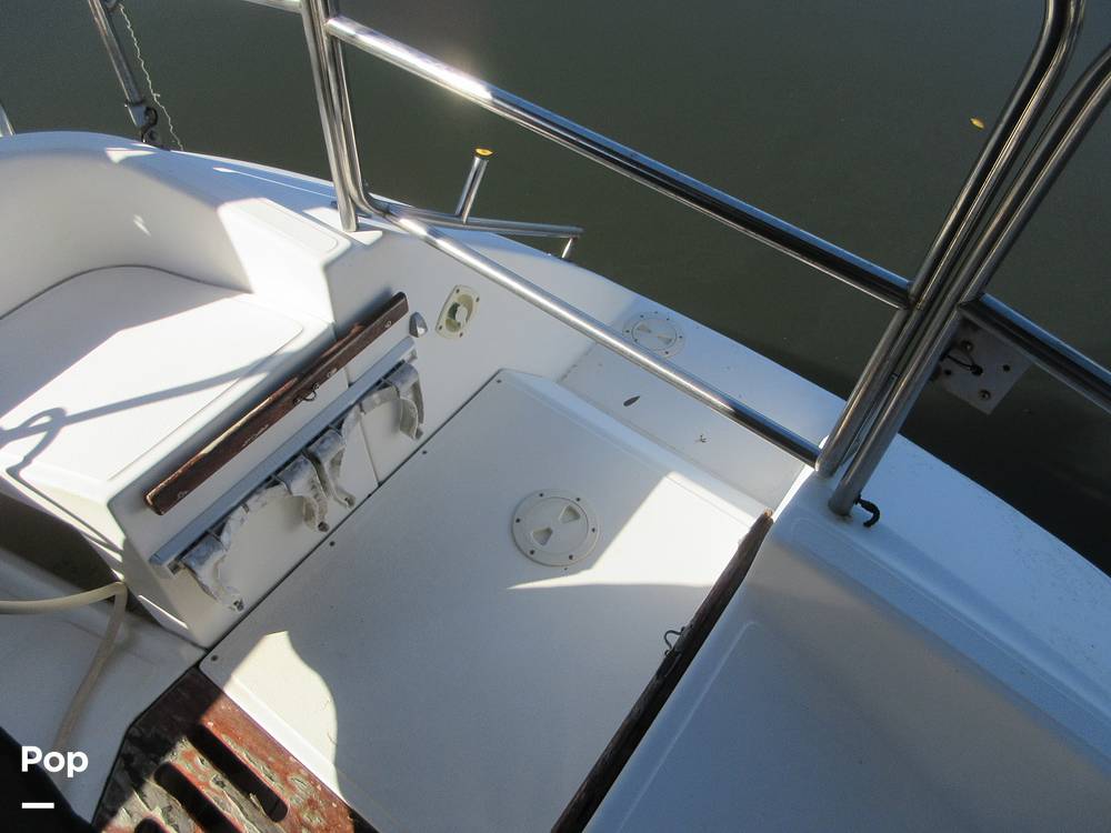 Slide: The Image of Hunter 35 Legend 1987 - 70