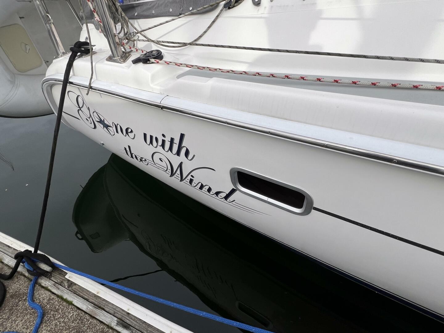 Slide: The Image of Aft quarter 2006 Hunter 36 - 4933542