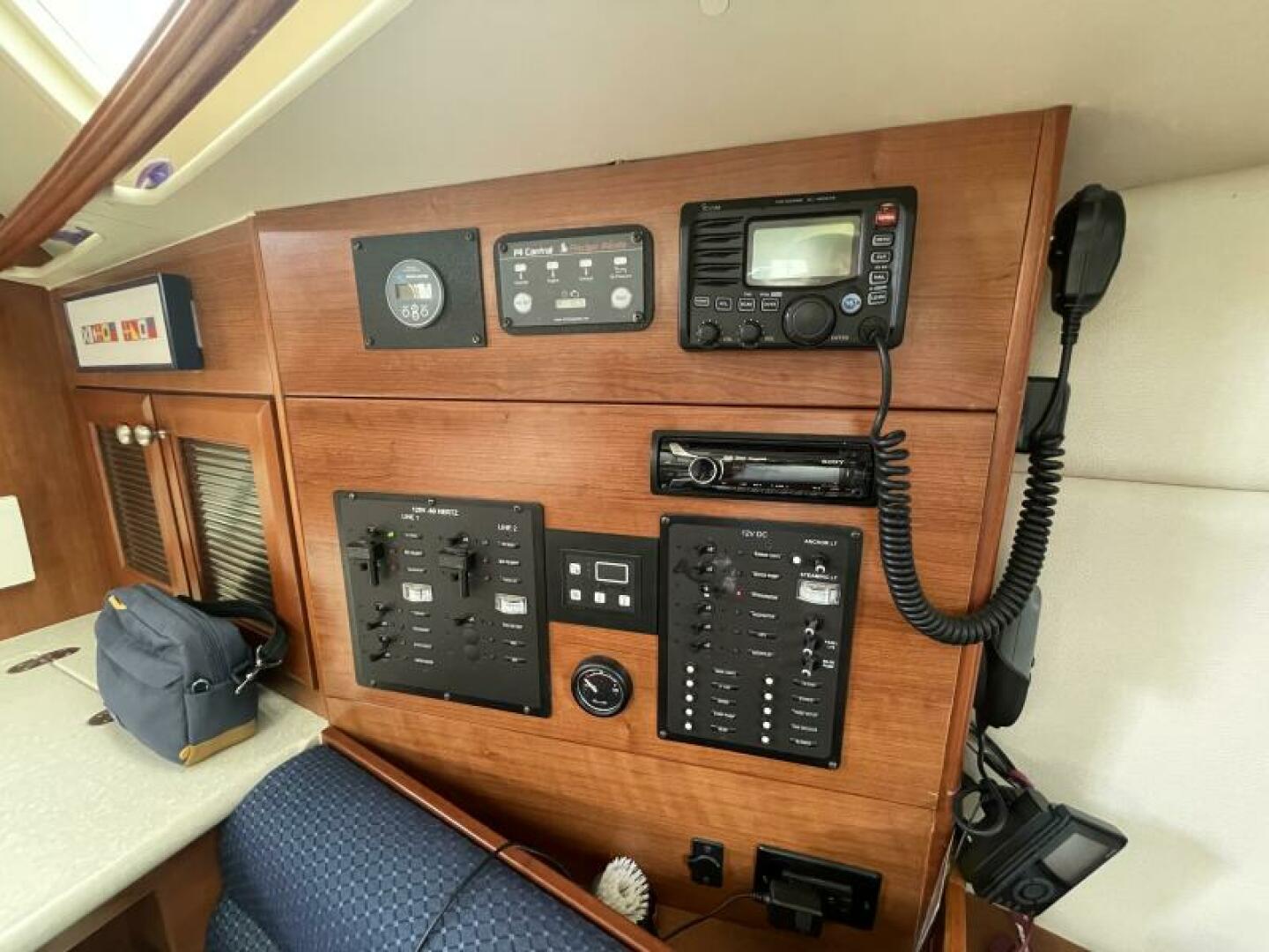 Slide: The Image of Hunter 36 2013 - 5173451