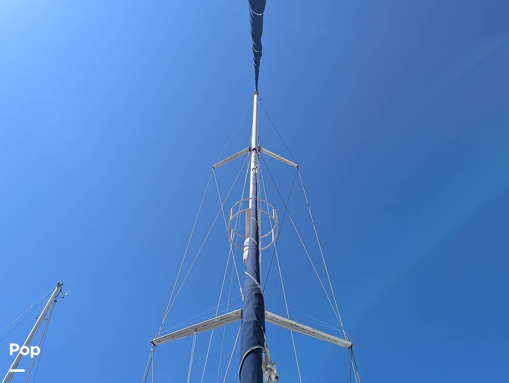 Slide: The Image of Hunter 40-1 1985 - 14827638