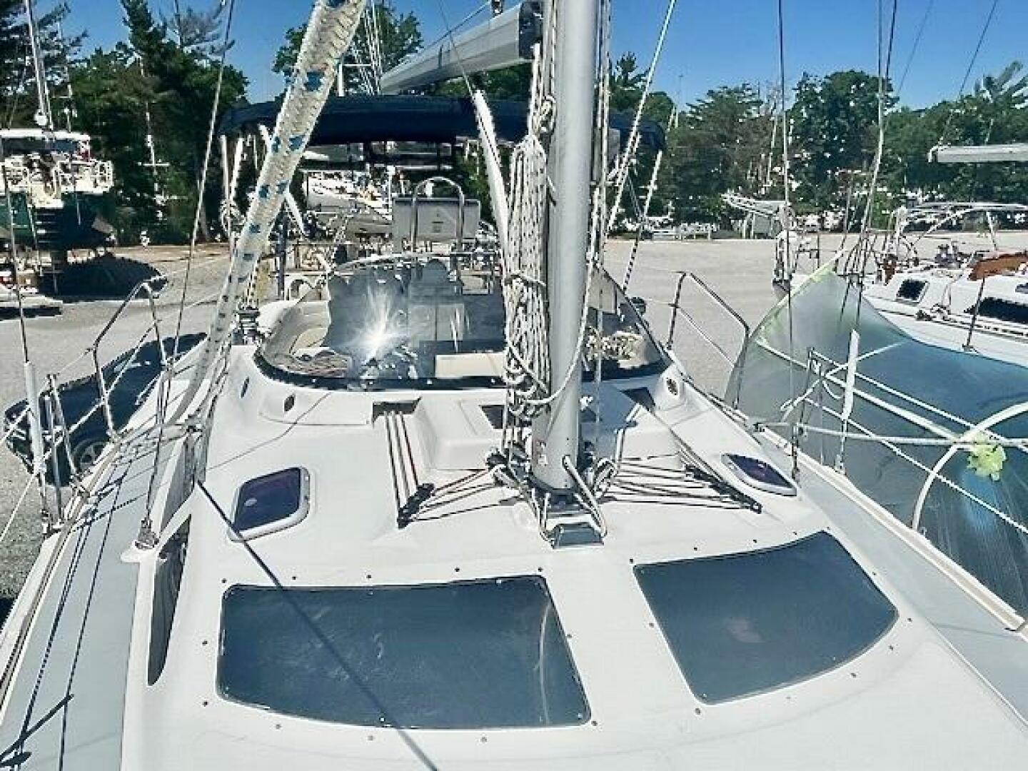 Slide: The Image of Hunter 420 2003 - 5336876