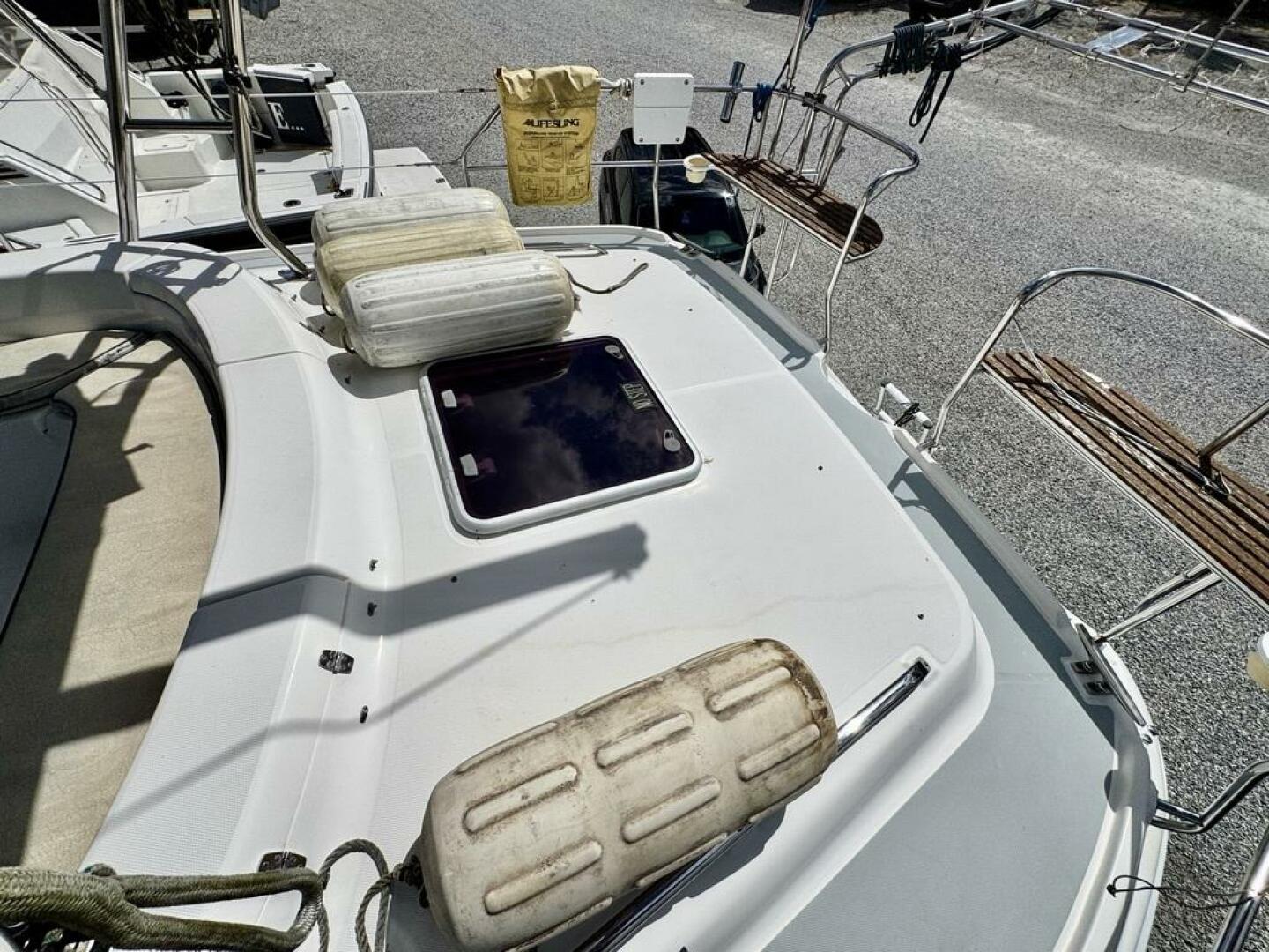 Slide: The Image of Hunter 420 2003 - 5336883