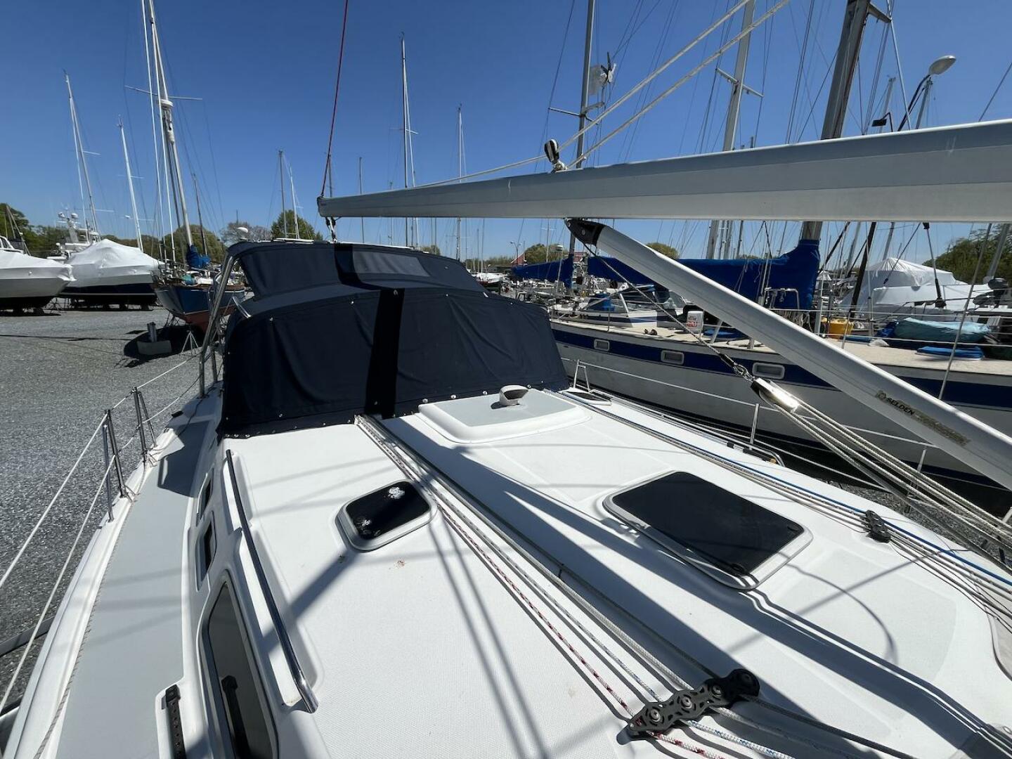 Slide: The Image of Hunter 44AC 2005 - 4334952