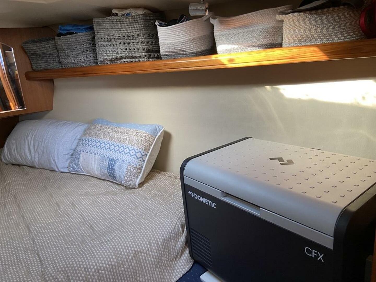 Slide: The Image of Hunter 44DS 2005 - 5476767