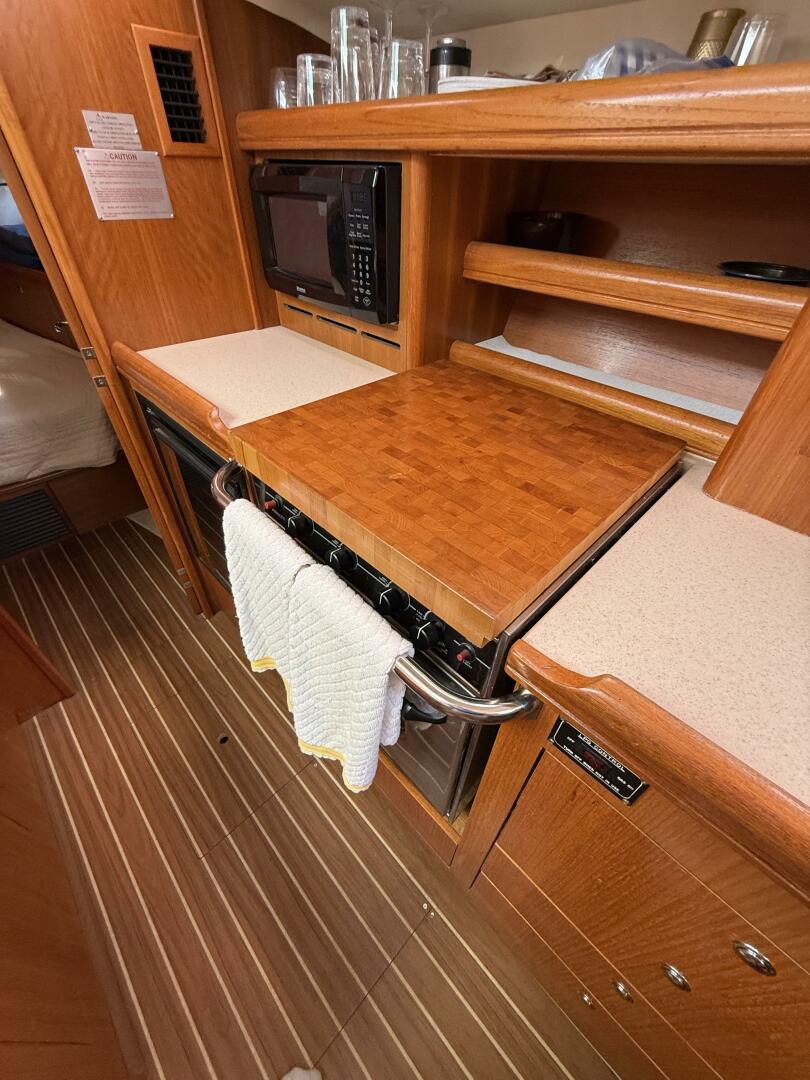 Slide: The Image of Hunter 46LE 2005 - 5366406