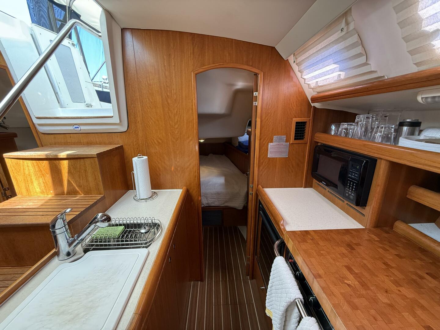 Slide: The Image of Hunter 46LE 2005 - 5366419