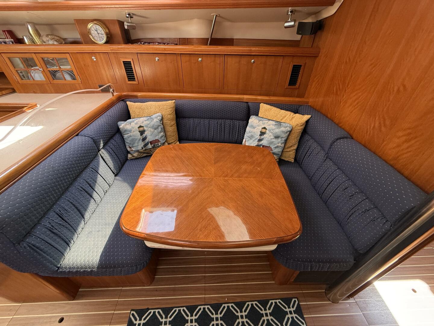 Slide: The Image of Hunter 46LE 2005 - 5366424