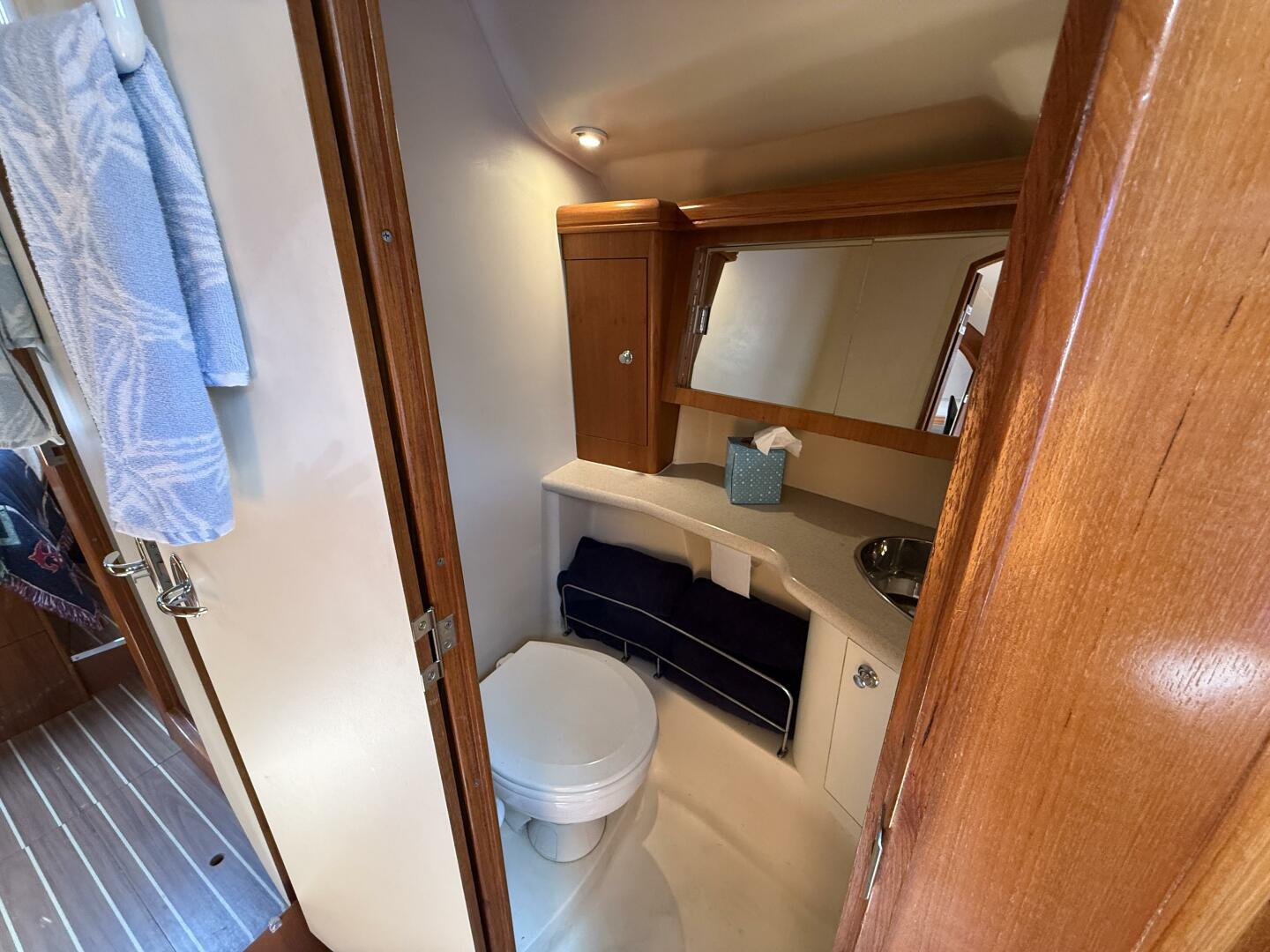 Slide: The Image of Hunter 46LE 2005 - 5366430