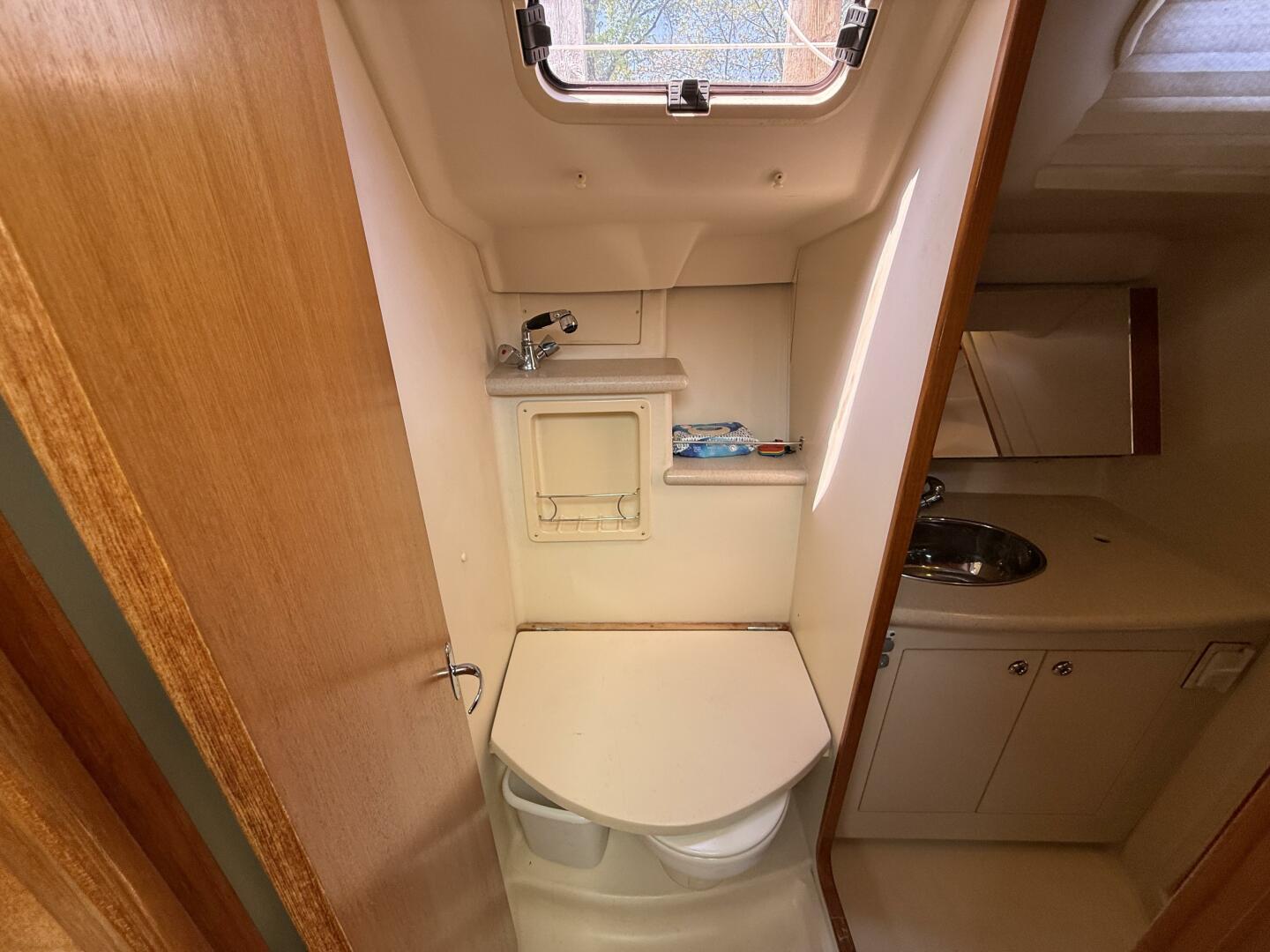 Slide: The Image of Hunter 46LE 2005 - 5366443