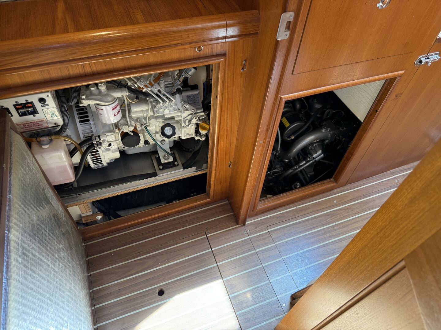 Slide: The Image of Hunter 46LE 2005 - 5366450